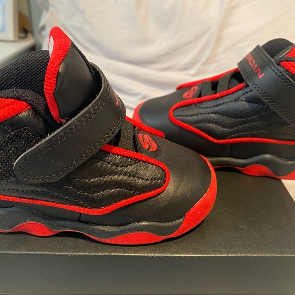 Jordan Black University Reds - Picture 3 of 7